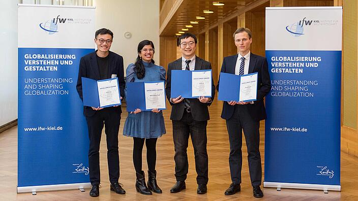 Group Picture of the Excellence Award Winners 2023 at the Prize Ceremony in Berlin.