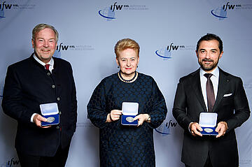 Hans-Julius Ahlmann, Dr. Dalia Grybauskaitė, Prof. Ufuk Akcigit 