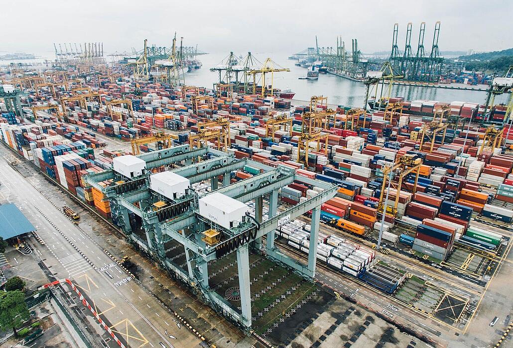 Container harbor